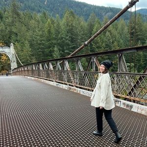 Meet your Posher, Angela